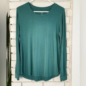Kyte Baby Women’s Loungewear Top Teal Size Medium Cozy Casual Sleepwear